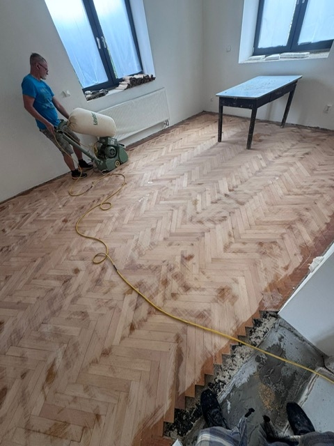 Podlahy, bytový textil, matrace, stínění - Burda Interiéry